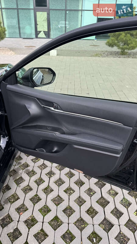 Седан Toyota Camry 2022 в Хмельницком фото 22 Седан Toyota Camry 2022 в Хмельницком