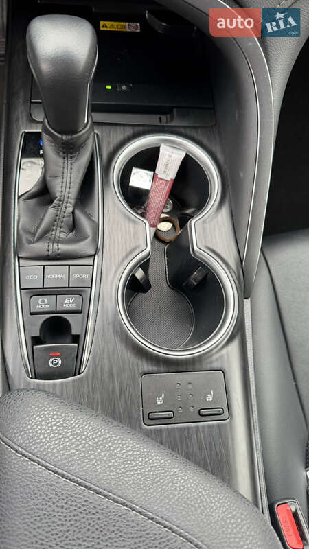 Седан Toyota Camry 2022 в Хмельницком фото 39 Седан Toyota Camry 2022 в Хмельницком