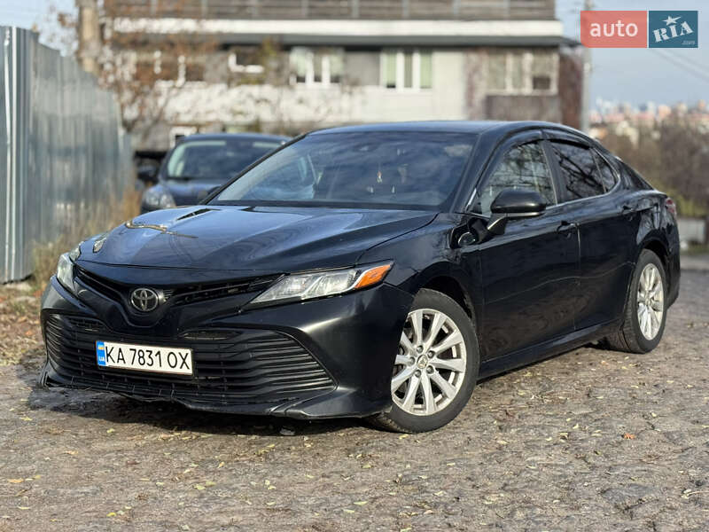 Toyota Camry 2017