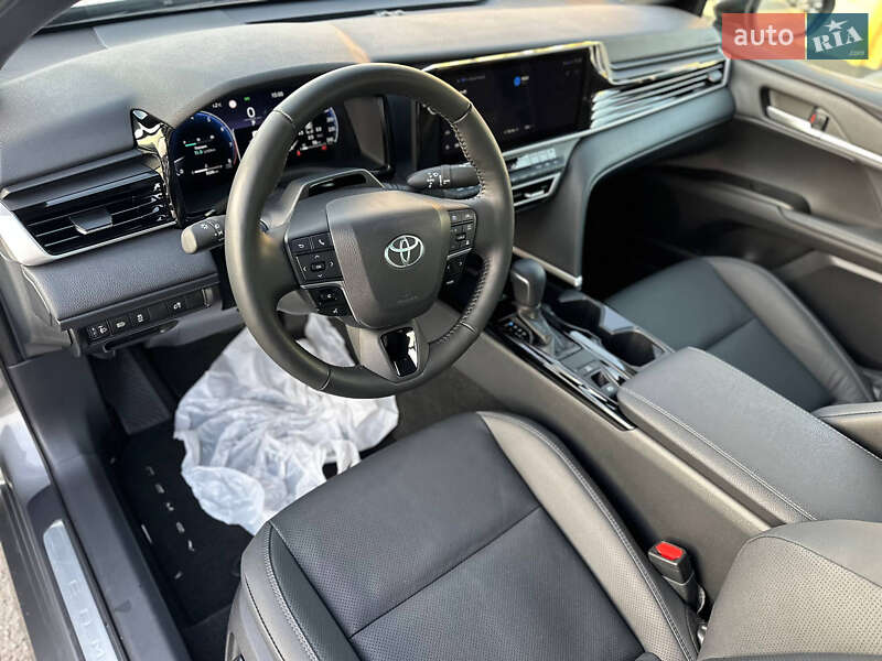 Седан Toyota Camry 2024 в Киеве фото 27 Седан Toyota Camry 2024 в Киеве