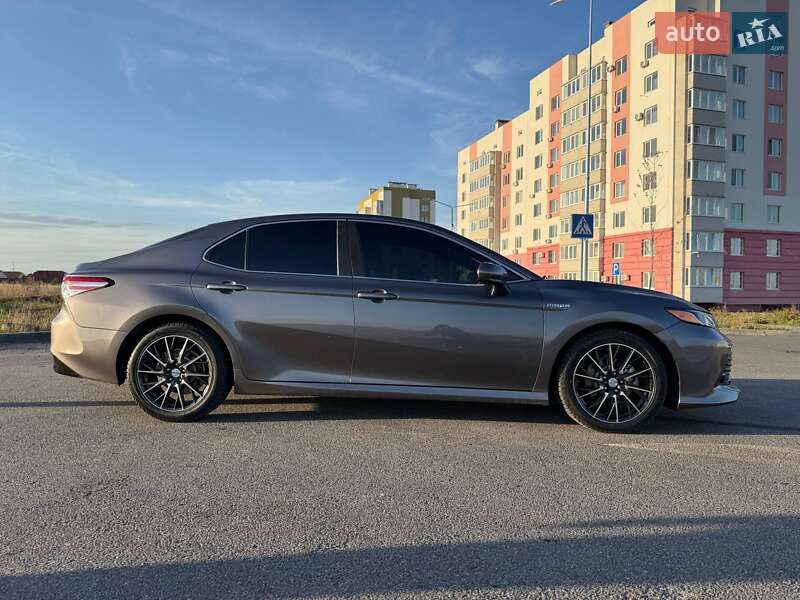 Седан Toyota Camry 2020 в Виннице фото 9 Седан Toyota Camry 2020 в Виннице