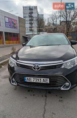 Седан Toyota Camry 2015 в Дніпрі