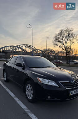 Седан Toyota Camry 2007 в Киеве