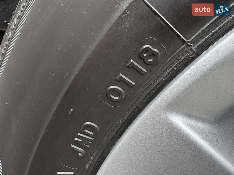 Седан Toyota Camry 2018 в Киеве фото 17 Седан Toyota Camry 2018 в Киеве