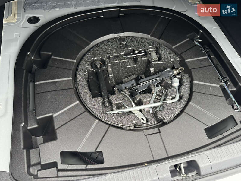 Седан Toyota Camry 2018 в Киеве фото 38 Седан Toyota Camry 2018 в Киеве