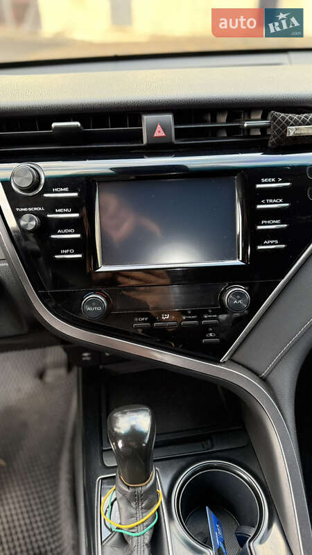 Седан Toyota Camry 2017 в Днепре фото 12 Седан Toyota Camry 2017 в Днепре