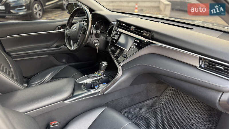 Седан Toyota Camry 2017 в Днепре фото 19 Седан Toyota Camry 2017 в Днепре