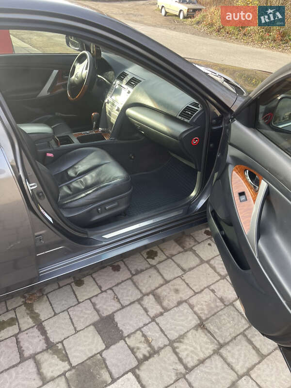 Седан Toyota Camry 2009 в Тернополе фото 16 Седан Toyota Camry 2009 в Тернополе