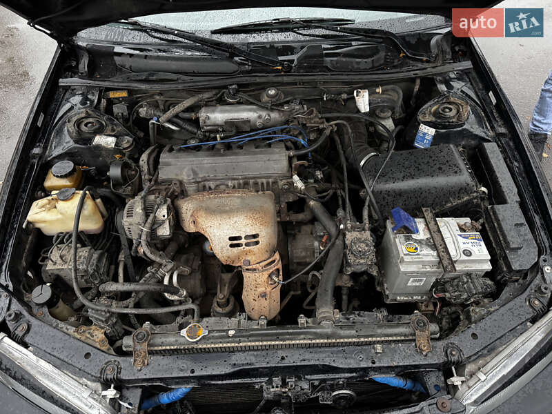 Седан Toyota Camry 1999 в Києві