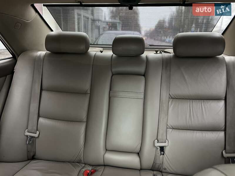 Седан Toyota Camry 2005 в Києві