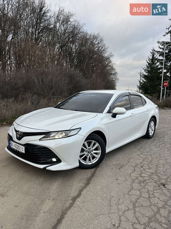 Седан Toyota Camry 2018 в Валках фото Седан Toyota Camry 2018 в Валках