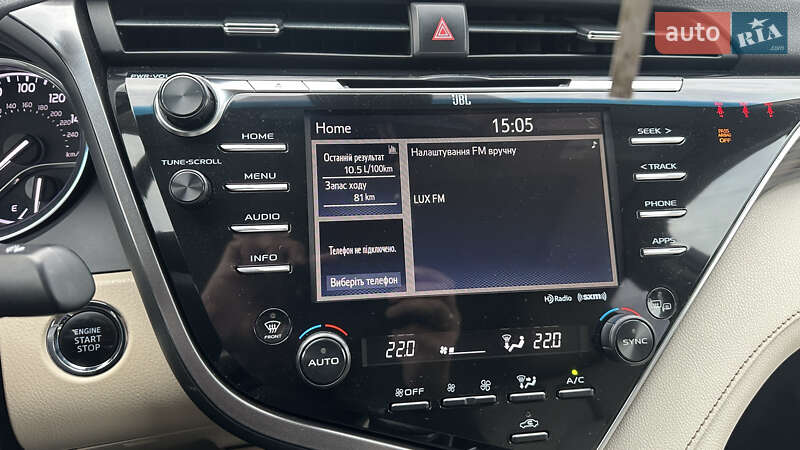 Седан Toyota Camry 2018 в Львове