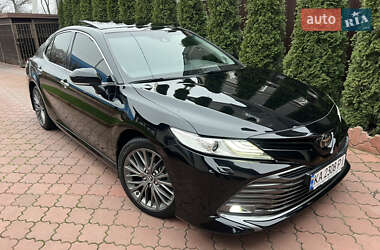 Седан Toyota Camry 2019 в Броварах