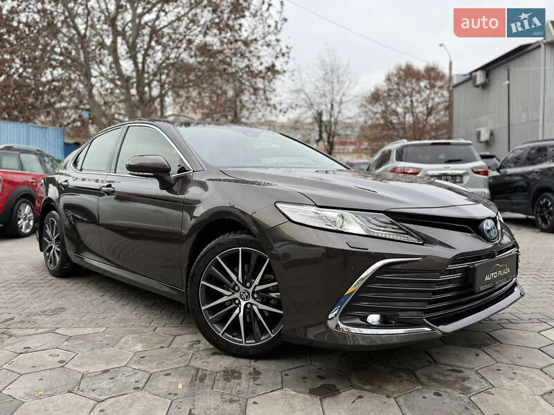 Седан Toyota Camry 2021 в Одессе