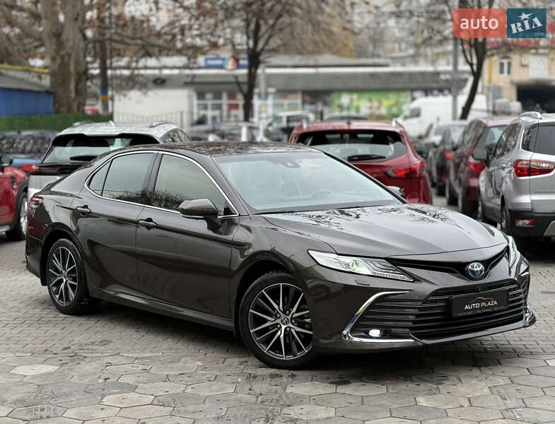 Седан Toyota Camry 2021 в Одессе