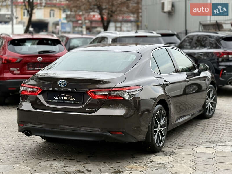 Седан Toyota Camry 2021 в Одессе