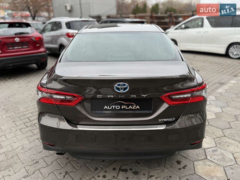 Седан Toyota Camry 2021 в Одессе