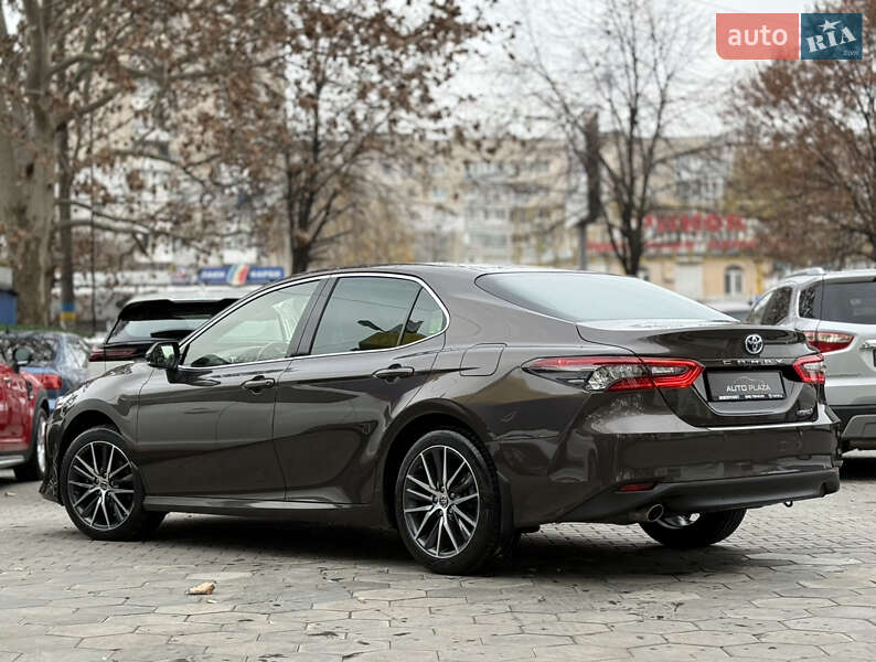 Седан Toyota Camry 2021 в Одессе