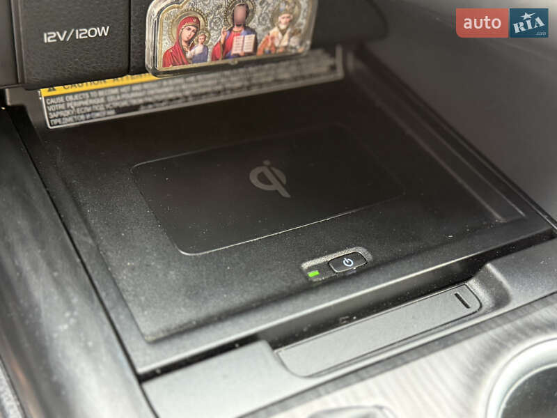 Седан Toyota Camry 2021 в Одессе