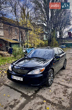 Седан Toyota Camry 2004 в Южному