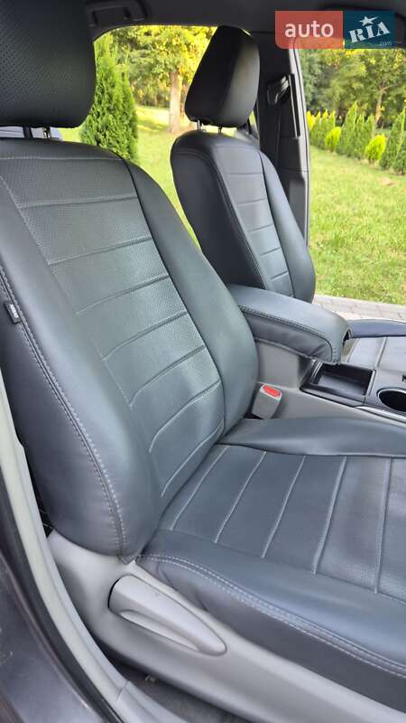 Седан Toyota Camry 2016 в Львові фото 37 Седан Toyota Camry 2016 в Львові