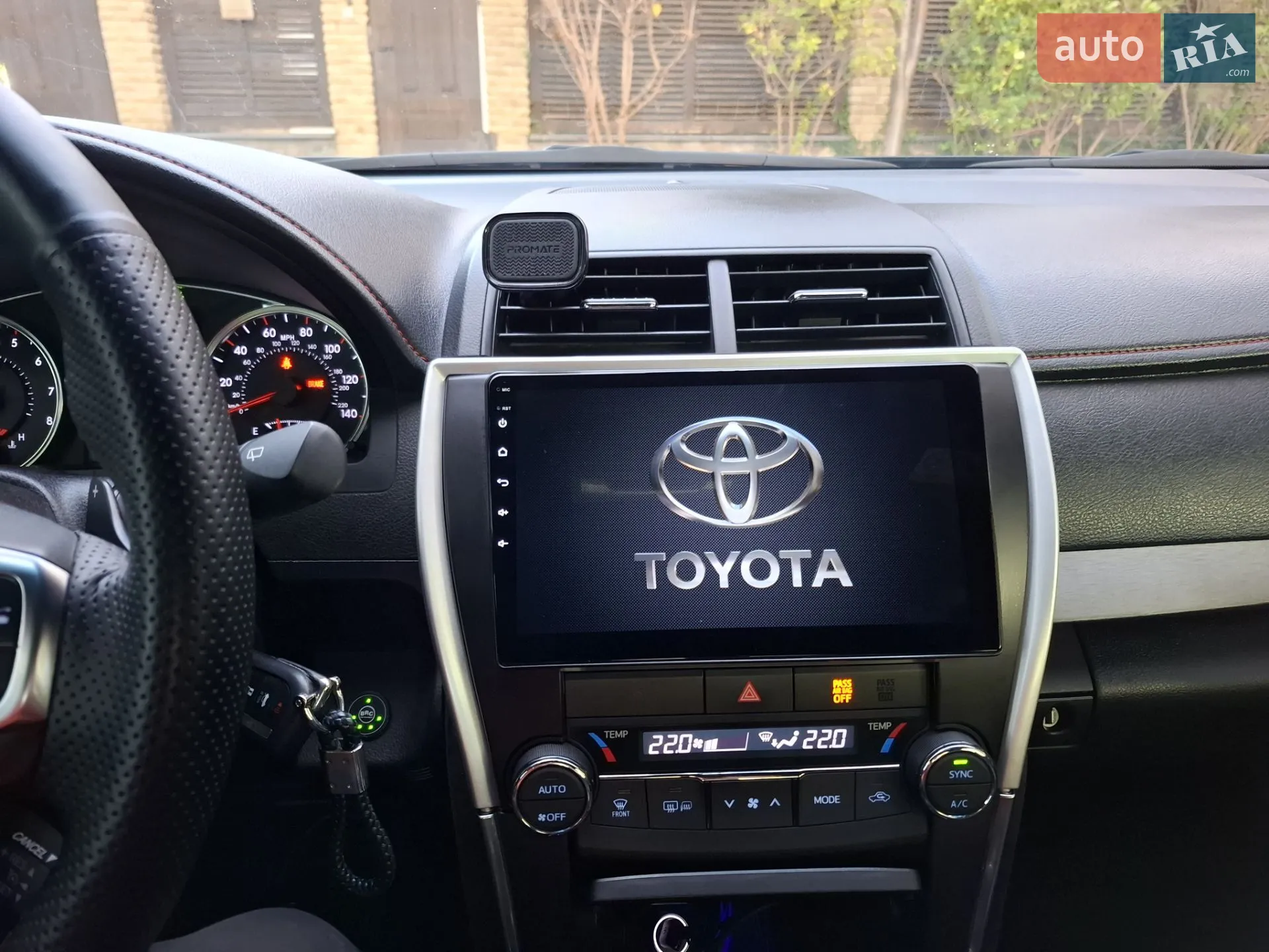 2016 Toyota Camry - мініатюра 10