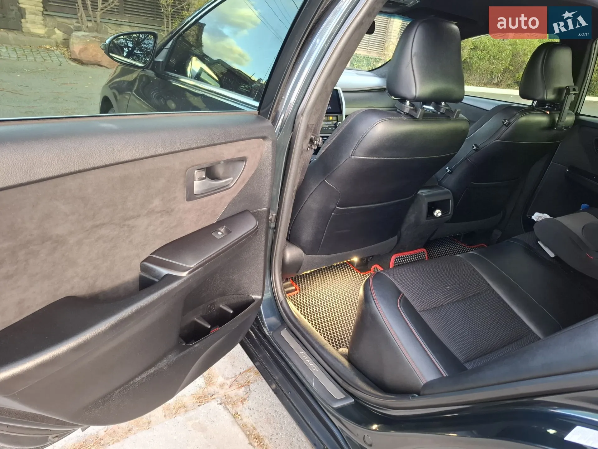 2016 Toyota Camry - мініатюра 14