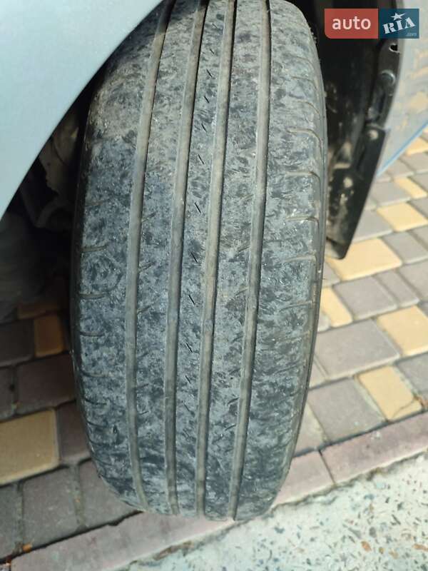 Седан Toyota Camry 2016 в Запоріжжі