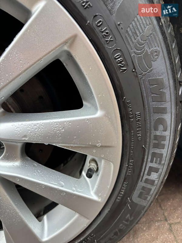 Седан Toyota Camry 2021 в Львове