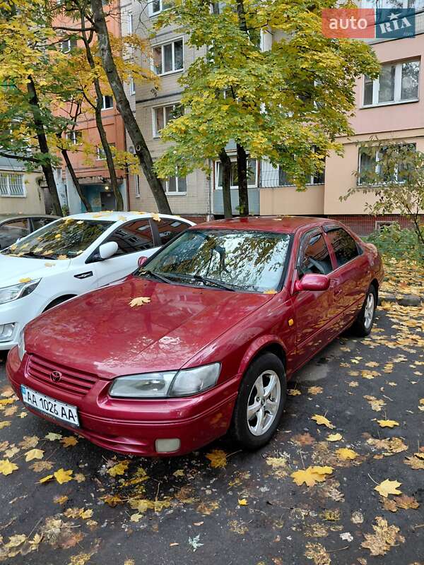 Седан Toyota Camry 1998 в Киеве фото 5 Седан Toyota Camry 1998 в Киеве