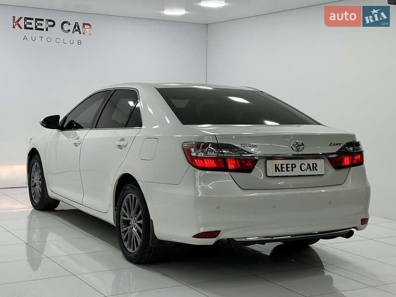 Седан Toyota Camry 2016 в Одесі