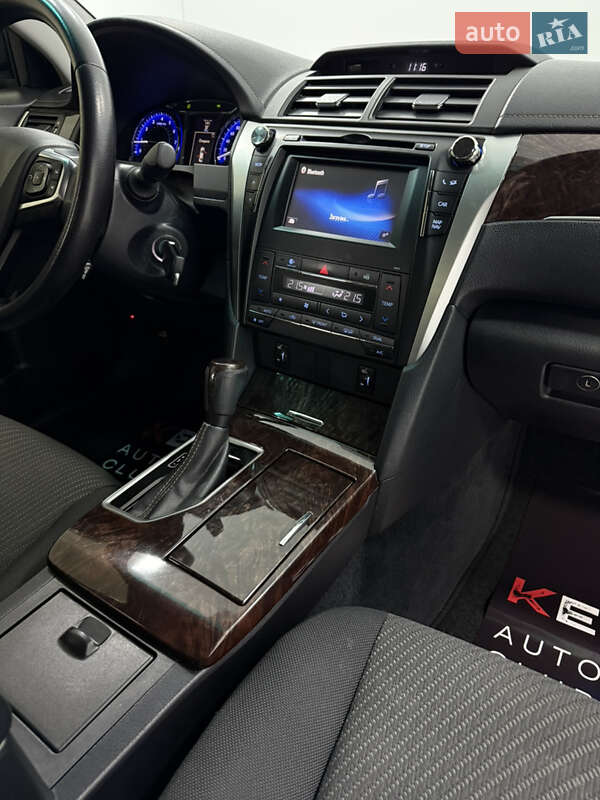 Седан Toyota Camry 2016 в Одесі