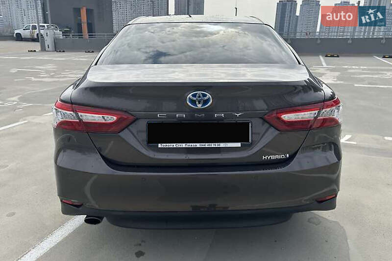 Седан Toyota Camry 2020 в Киеве фото 5 Седан Toyota Camry 2020 в Киеве