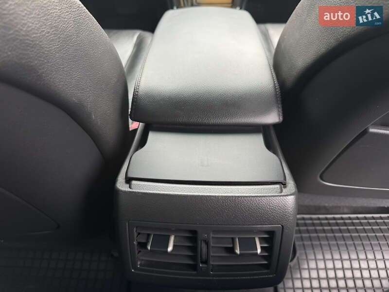 Седан Toyota Camry 2007 в Днепре