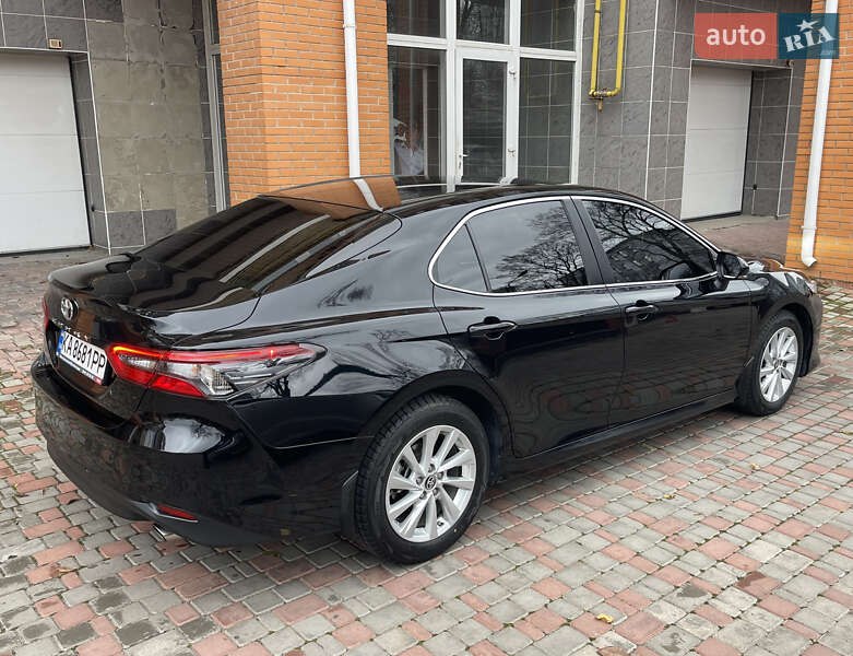 Седан Toyota Camry 2021 в Киеве фото 16 Седан Toyota Camry 2021 в Киеве