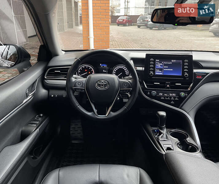Седан Toyota Camry 2021 в Киеве фото 26 Седан Toyota Camry 2021 в Киеве