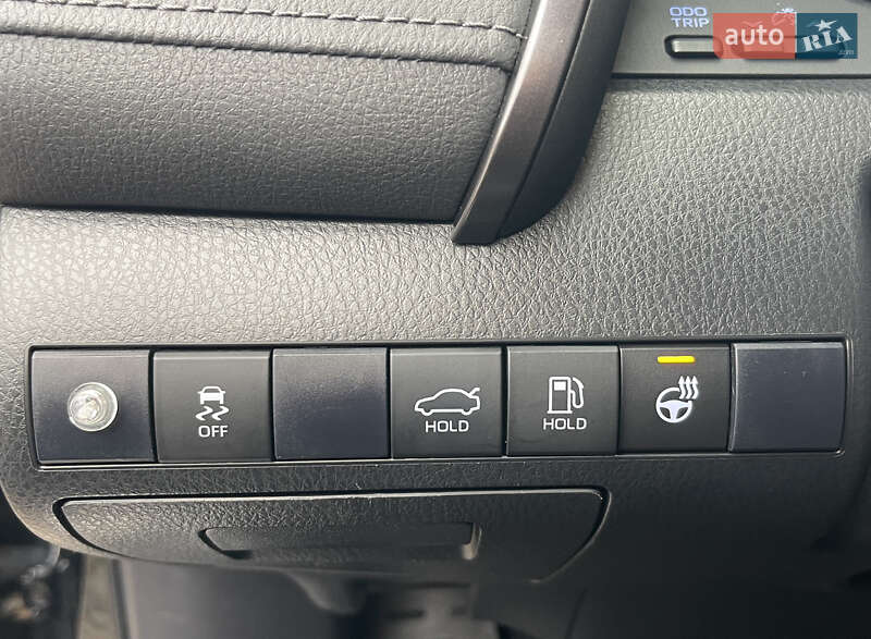 Седан Toyota Camry 2021 в Киеве фото 45 Седан Toyota Camry 2021 в Киеве