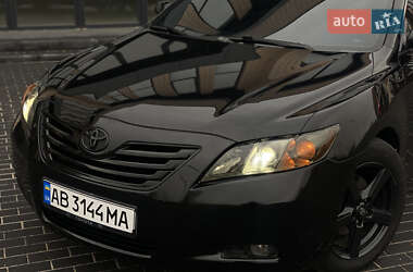Седан Toyota Camry 2007 в Виннице