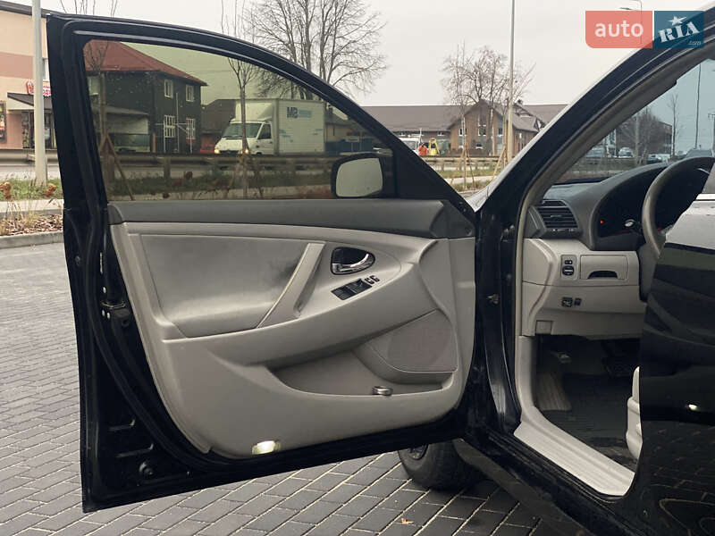 Седан Toyota Camry 2007 в Вінниці