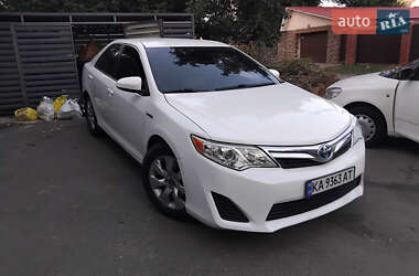 Седан Toyota Camry 2014 в Києві