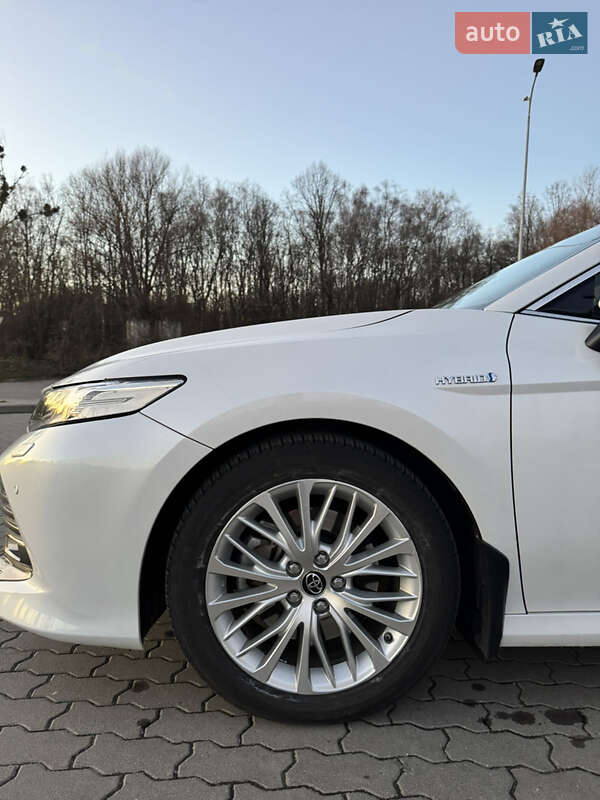 Седан Toyota Camry 2019 в Львове фото 28 Седан Toyota Camry 2019 в Львове