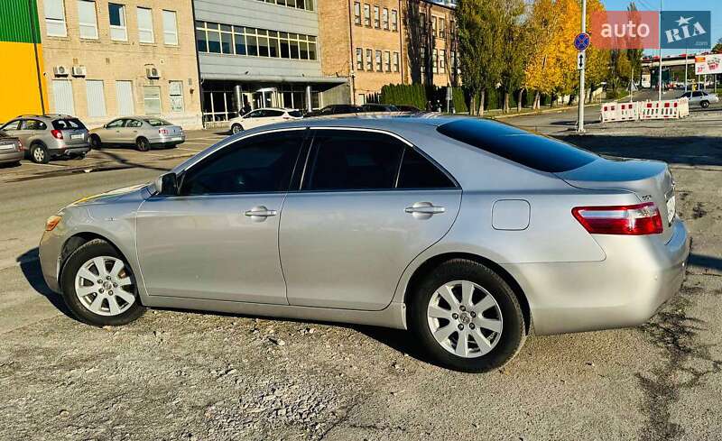 Седан Toyota Camry 2008 в Киеве