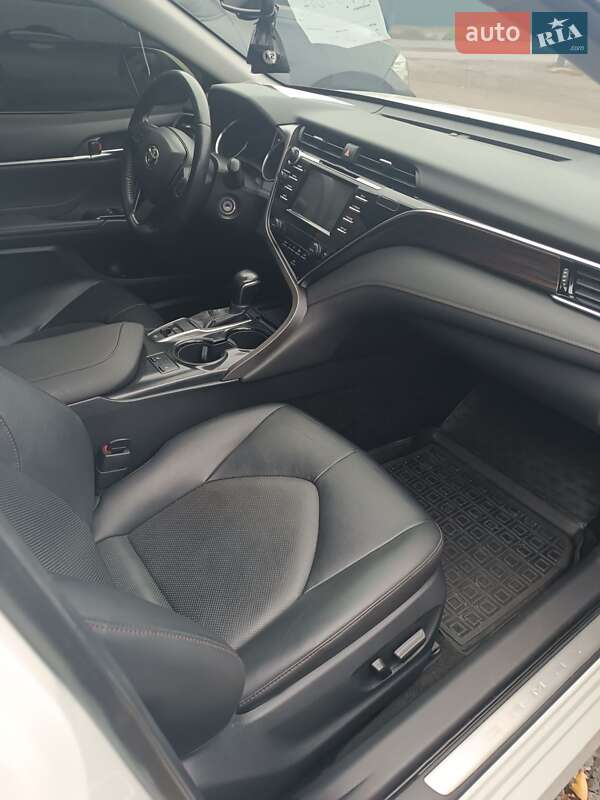 Седан Toyota Camry 2018 в Виннице фото 9 Седан Toyota Camry 2018 в Виннице