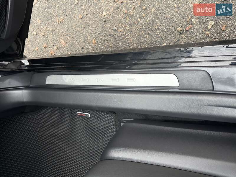 Седан Toyota Camry 2020 в Харькове