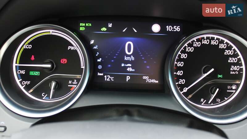 Седан Toyota Camry 2022 в Черкассах