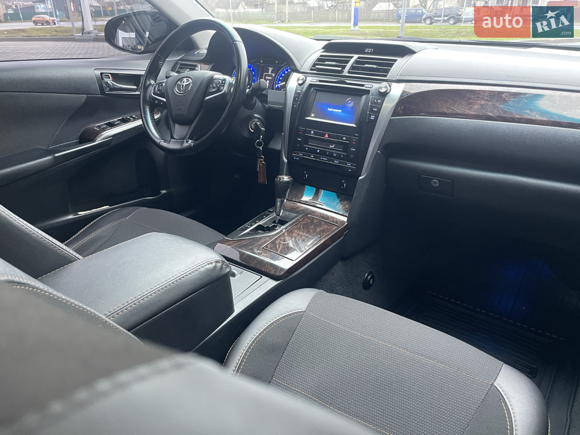 2014 Toyota Camry - мініатюра 19