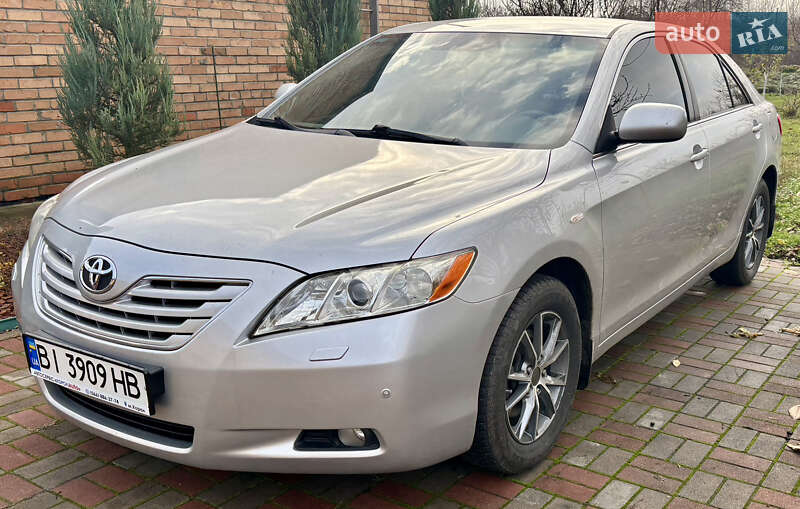 Седан Toyota Camry 2007 в Хороле фото 5 Седан Toyota Camry 2007 в Хороле