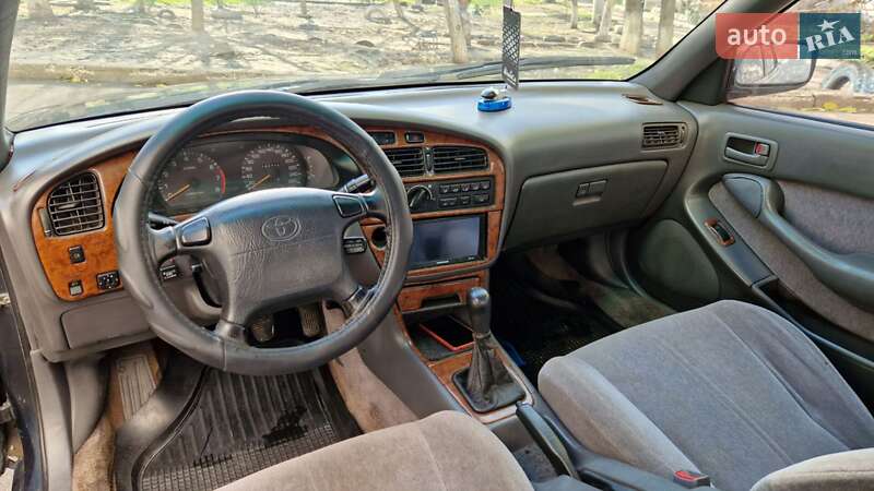 Седан Toyota Camry 1994 в Одесі