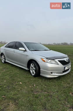 Седан Toyota Camry 2007 в Александровке