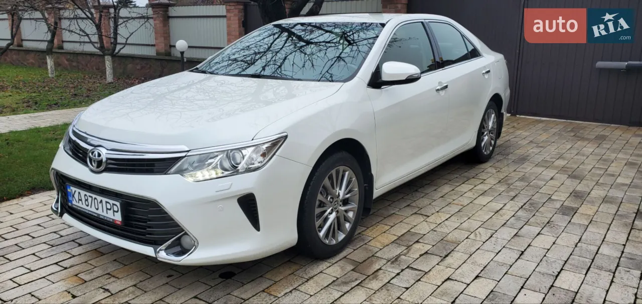 2016 Toyota Camry - мініатюра 17
